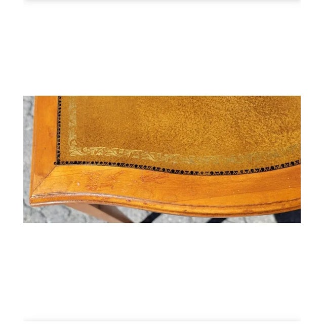 Mid-Century Modern Fruitwood Stenciled Leather Top Nesting Tables, Set of 3 For Sale - Image 10 of 11