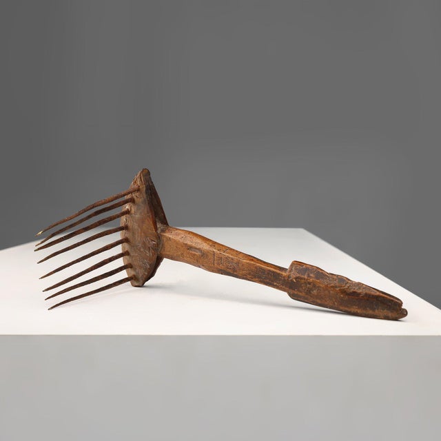 French Primitive Wool Comb, 16th Century For Sale - Image 9 of 9