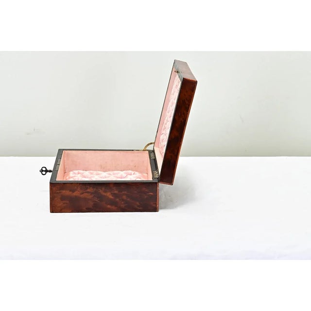 English 19th Century Square Inlaid Jewelry Box For Sale In Baton Rouge - Image 6 of 8