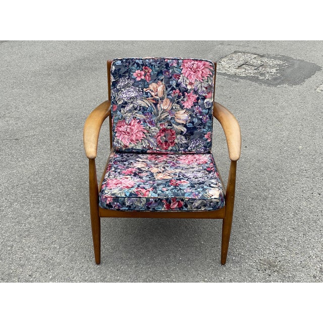 1960s Mid-Century Danish Modern Armchair attributed to Grete Jalk for France & Søn, 1960s For Sale - Image 5 of 16