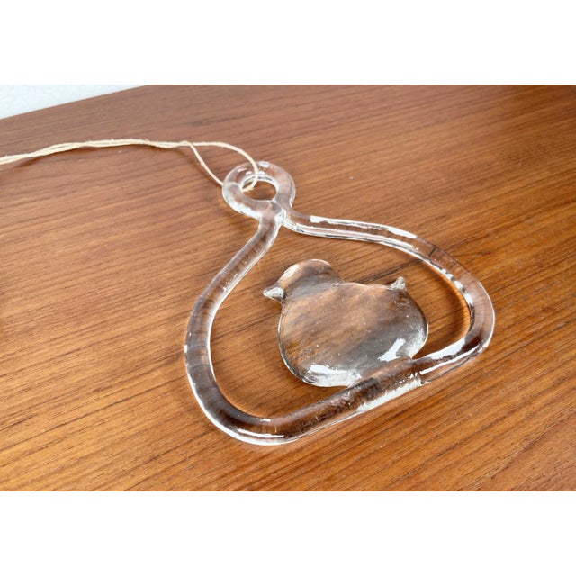 Vintage Swedish Bird Window Decoration in Glass by Bertil Vallien for Kosta Boda, 1970s For Sale - Image 3 of 10