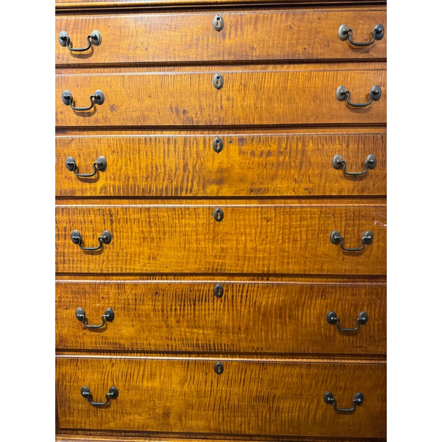 American Mid 20th Century Vintage Eldred Wheeler Tiger Maple Chest on Frame For Sale - Image 3 of 8