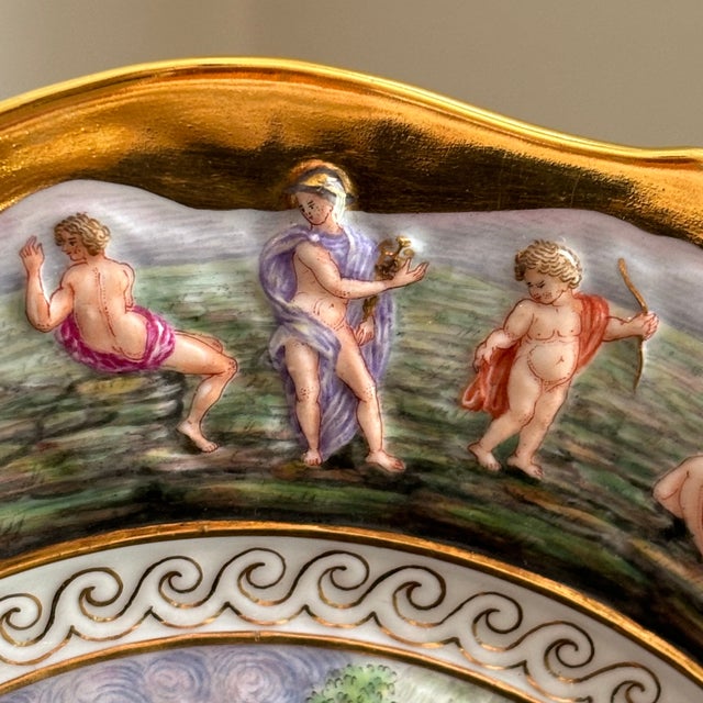 Mid-20th Century Italian Capodimonte Decorative Porcelain Plate For Sale - Image 12 of 14