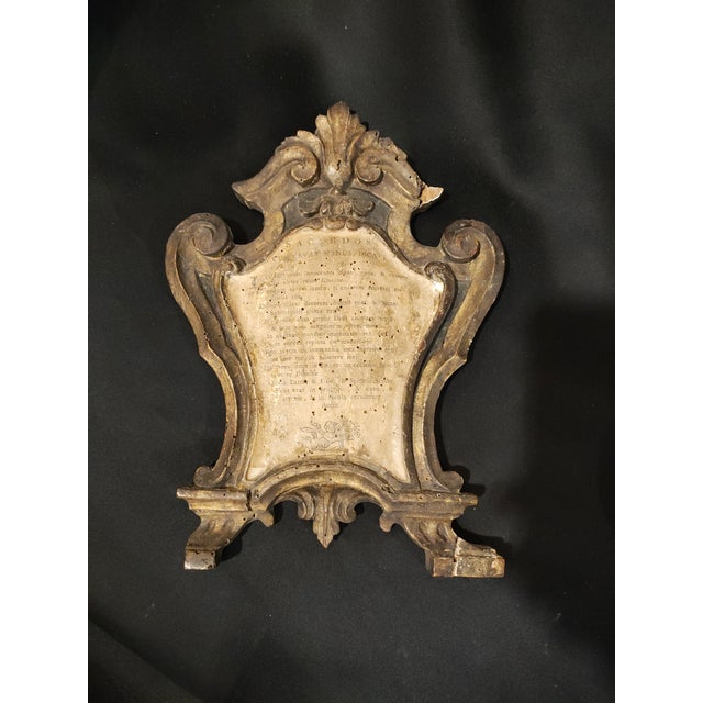 Baroque Pair of 18th Century Italian Baroque Giltwood Altar Prayer Tablets / Mass Cartouches For Sale - Image 3 of 13
