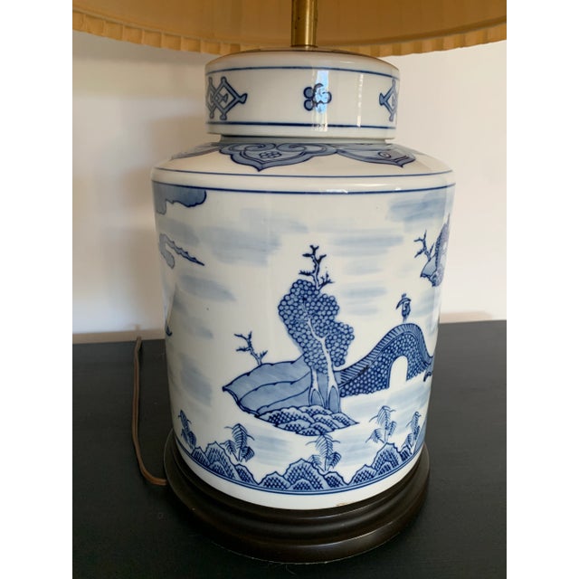 Vintage Blue & White Chinoiserie Table Lamp With Shade For Sale - Image 4 of 7