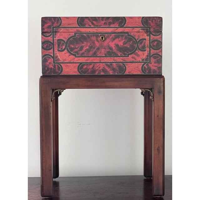 Theodore Alexander Georgian Style Decoupaged Mahogany Cellarette Box on Stand For Sale In Savannah - Image 6 of 11