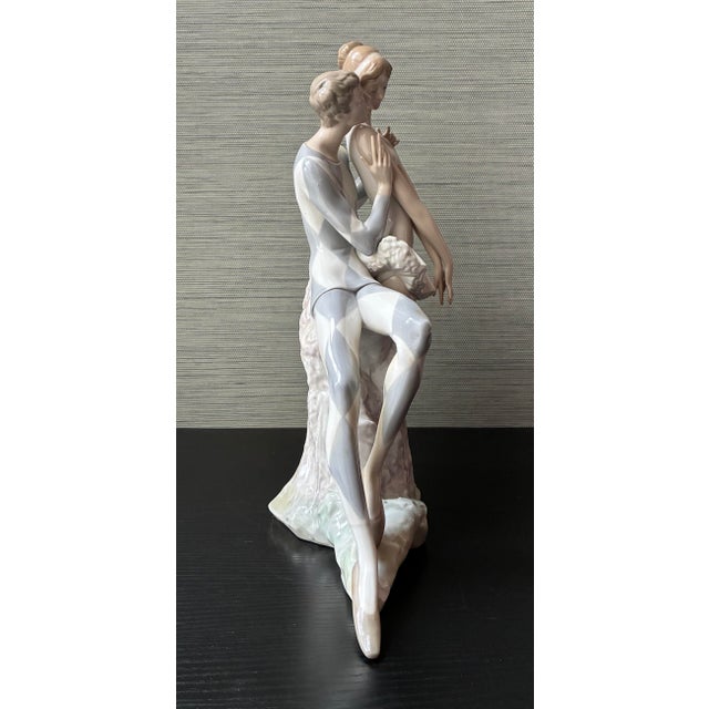 1990s Large VTG Lladró Porcelain Figurine "Idyl" Harlequin & Ballerina Alfredo Ruiz For Sale - Image 5 of 10