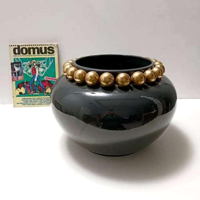 Mid-Century Modern Dark Grey / Green Lacquered Ceramic Vase with Pure Gold Pearls, Italy, 1950s For Sale - Image 3 of 11