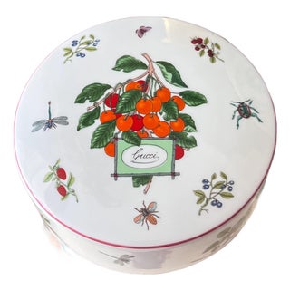 1970s Gucci trinket dish with lid by Richard Ginori // Cherries vide poche // vintage porcelain box // luxury homegoods // designer For Sale