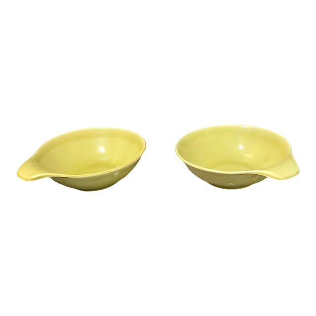 Vintage Pair of American Mid-Century Modern Russel Wright Steubenville Retro Serving Bowls For Sale
