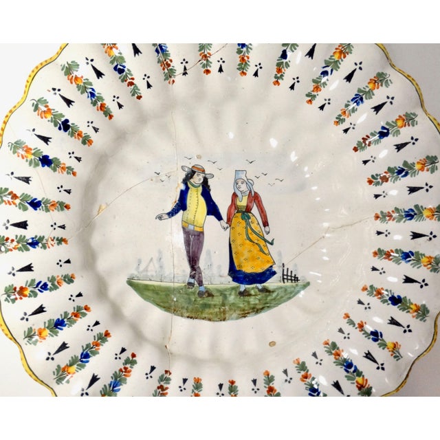 French Provincial 18th-Century Lobed Quimper Wedding Charger For Sale - Image 3 of 13