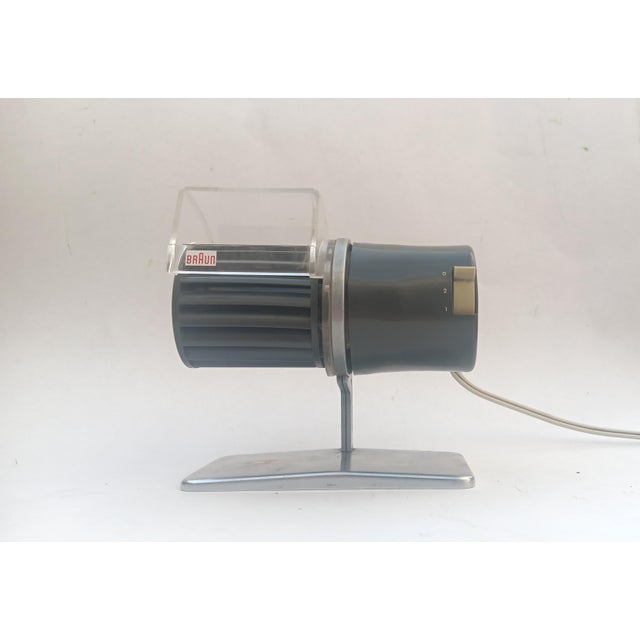 Vintage Hl1 Table Fan by Reinhold Weiss for Braun, 1970s, in Good conditions. Designed 1970 to 1979 This piece has an...