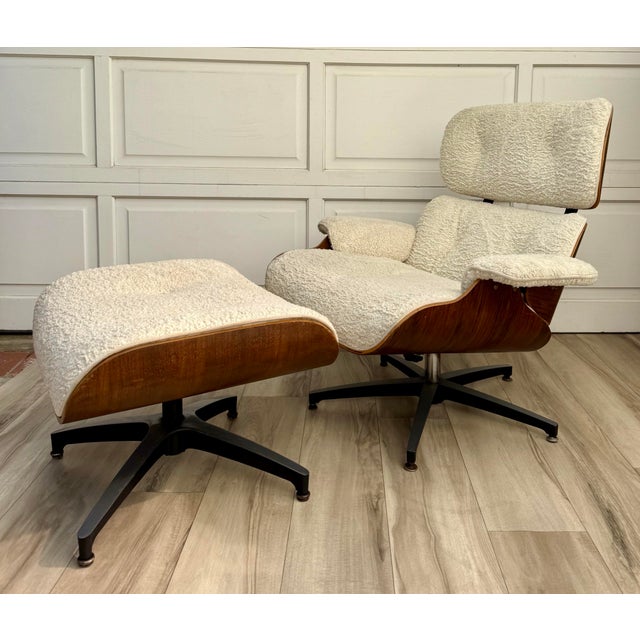Vintage Northfield Eames-Style Lounge Chair & Ottoman in Walnut & Ivory Bouclé For Sale - Image 16 of 16