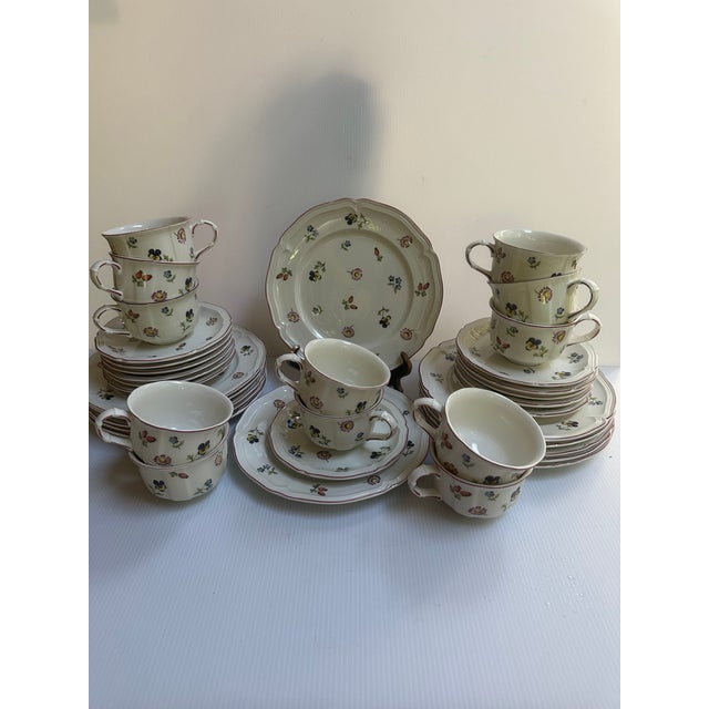 1970s Villeroy & Boch Luxembourg "Petite Fleur" 12 Trio Set: Cup Saucer Dessert Plate - 36 pcs For Sale - Image 17 of 17