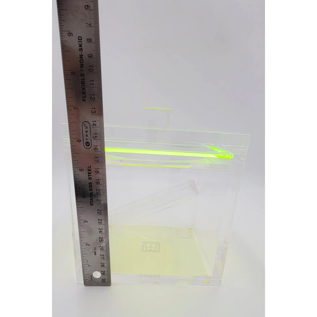 2000s Tinsley Mortimer Clear Neon Green Lucite Ice Bucket, Limited Edition For Sale In Dallas - Image 6 of 7