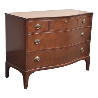 Federal-Style Mahogany Serpentine Three Drawer Dresser, Vintage For Sale