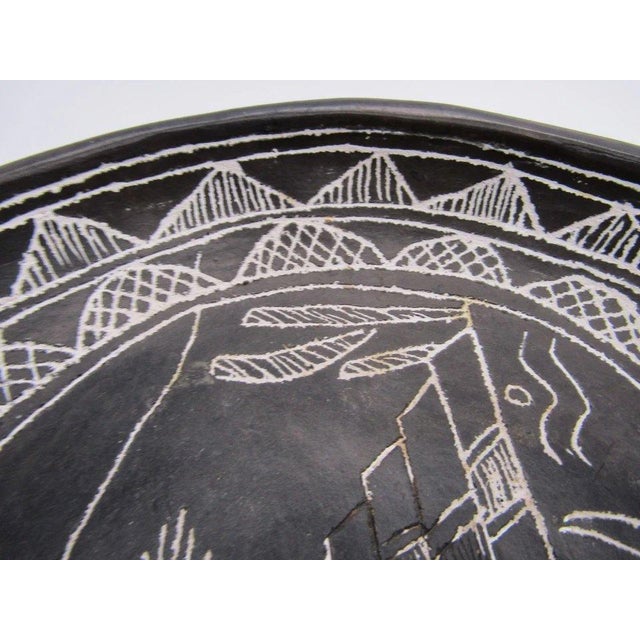 1910s Diaguita Black and White Etched Three Footed Ceramic Bowl From Northern Chile For Sale - Image 9 of 11