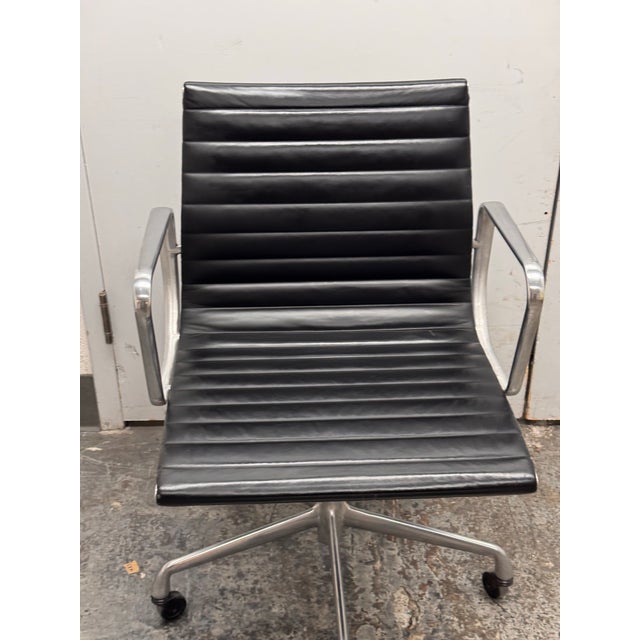 Design Plus Gallery presents the Office Management Chair by Charle & Ray Eames for Herman Miller. The style is known as...