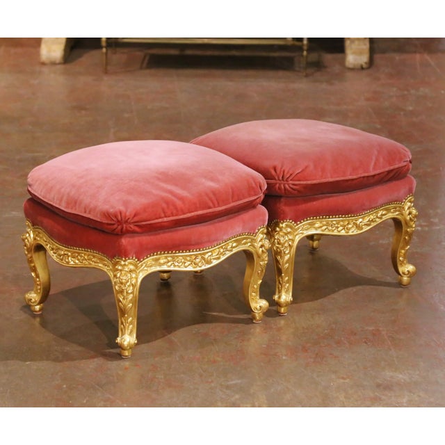 Pair of 19th Century French Louis XV Giltwood Stools With Velvet Cushions For Sale In Dallas - Image 6 of 9
