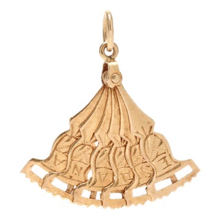 1950s Espana Fan Charm, 14k Yellow Gold, Length 1 In For Sale