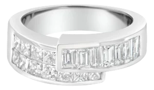 14K White Gold 2.0 Cttw Channel-Set Princess and Baguette-Cut Diamond Bypass Ring Band (G-H Color, SI1-SI2 Clarity) - Ring Size 6.5