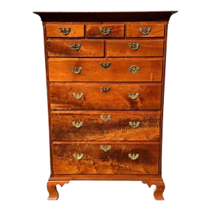 Important Queen Anne Walnut Eastern Pennsylvania Tall Chest on Ogee Bracket Feet