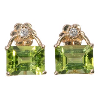 3.3Ct Peridot Earrings With Earth-Mined Diamond Accents in Solid 14k Gold, 8x6mm For Sale