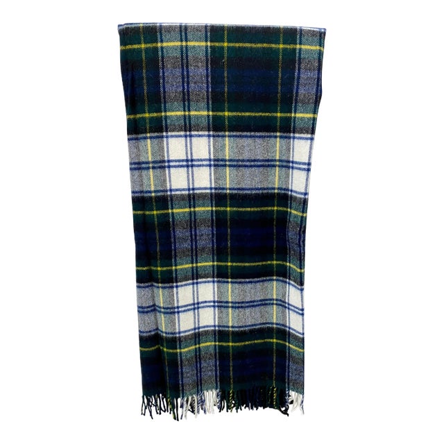 Traditional Gordon Tartan Plaid Throw Made From Super Soft Merino Lambswool - From England For Sale