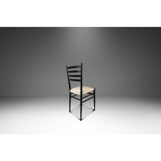 White Set of Six (6) Mid-Century Italian Modern Bespoke Ebonized Dining Chairs in White Bouclé After Gio Ponti, Italy, C. 1960's For Sale - Image 8 of 18