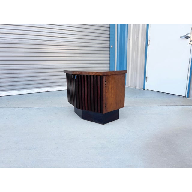 1960s Mid-Century Lane Tower Suite Rosewood & Walnut Pair of Nightstands For Sale In Los Angeles - Image 6 of 11