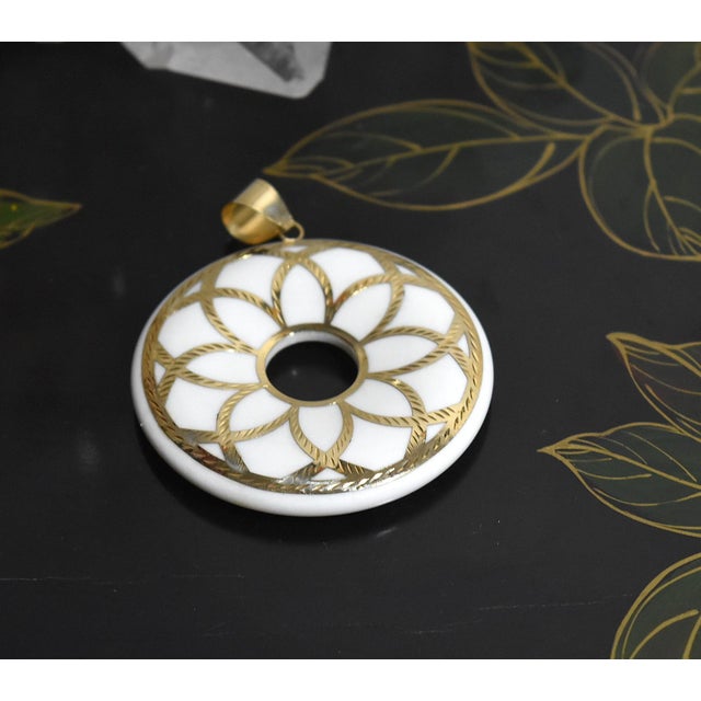Metal Large Medallion 14k White Chalcedony Pendant For Sale - Image 7 of 14