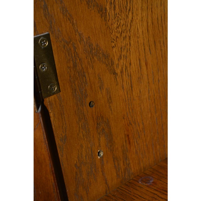 Attributed to Henredon Barley Twist Dark Oak Wood End / Side Table With Center Cupboard & Shelves For Sale - Image 12 of 14