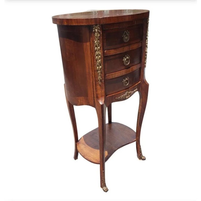 Wood French Louis XV Style Brass Ormolu Mahogany 2-Tier 3-Drawer Oval Side Table For Sale - Image 7 of 8