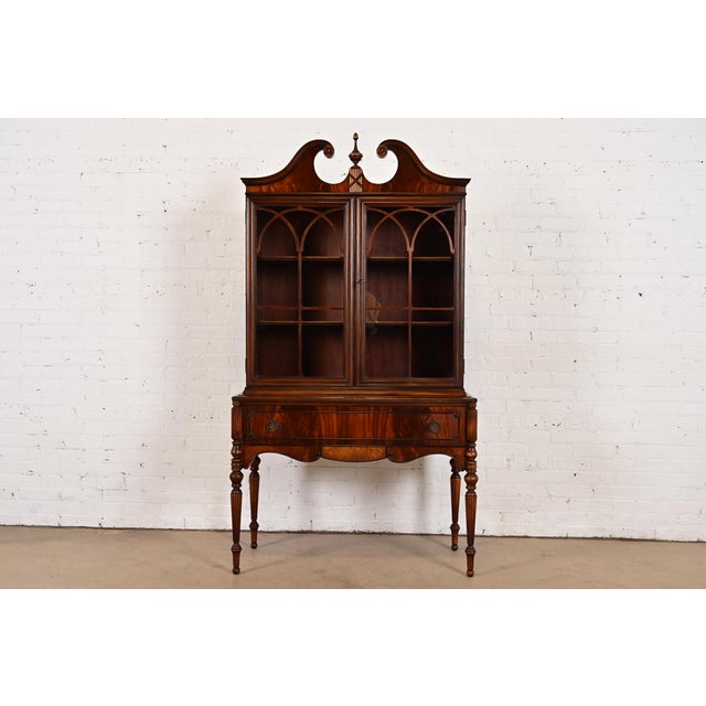 Berkey & Gay Antique Georgian Flame Mahogany Bookcase or Bar Cabinet, Circa 1920s For Sale - Image 16 of 16