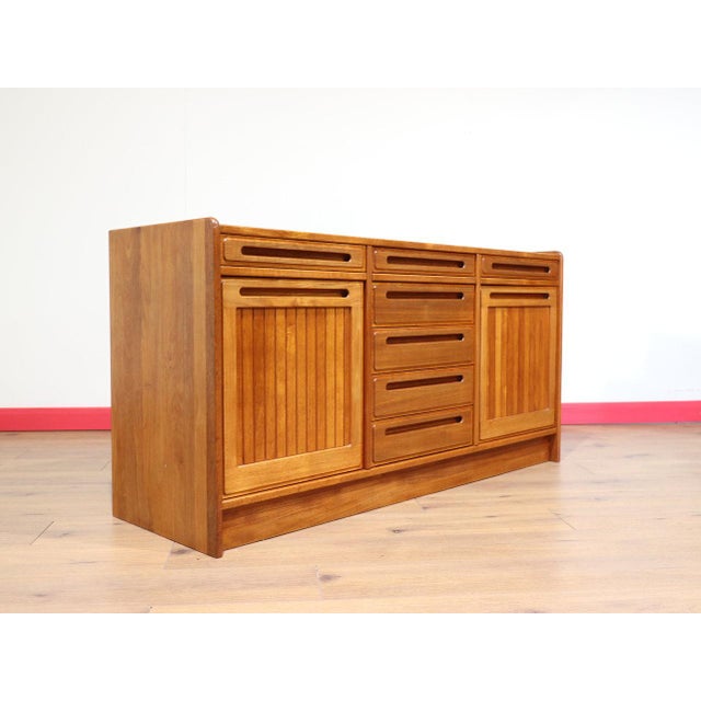 Brown Mid Century Modern Vintage Teak Danish Sideboard Credenza in the Style of Dyrlund For Sale - Image 8 of 14