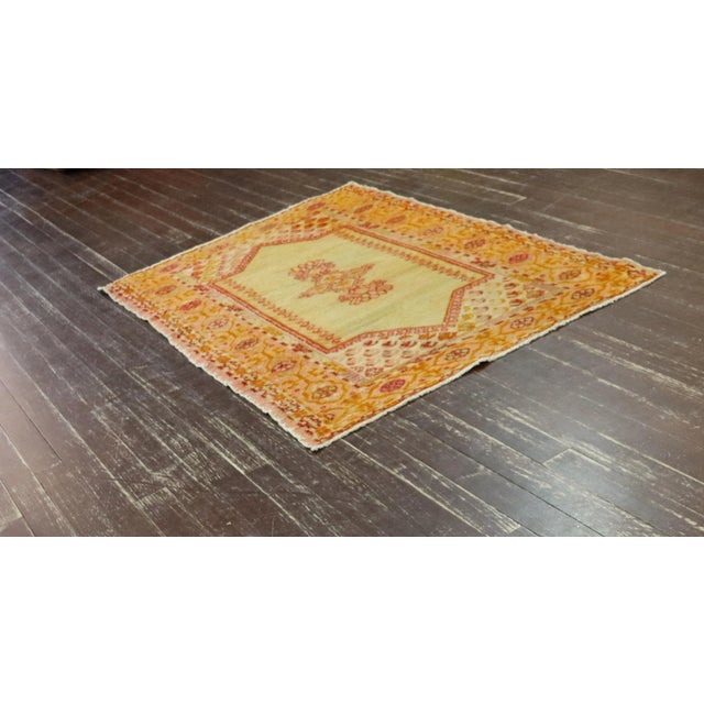 1900 - 1909 Antique Turkish Oushak Prayer Rug, Western Anatolia, Circa 1900 For Sale - Image 5 of 9