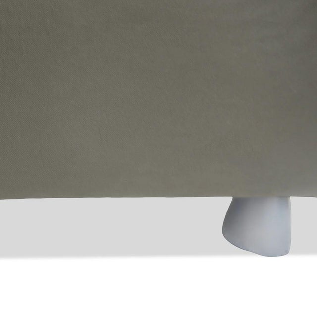 Flou Notturno 2 King Size Bed Frame by Vittorio Prato For Sale - Image 4 of 7