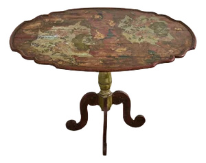18th Century Italian Baroque Painted Chinoiserie Tilt Top Center Table