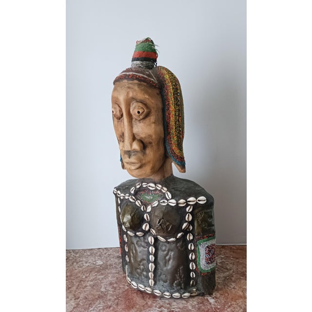 African Stunning West African Bust - Wood, Metal, Beads, and Cowrie Shells Early 20th C. For Sale - Image 3 of 7