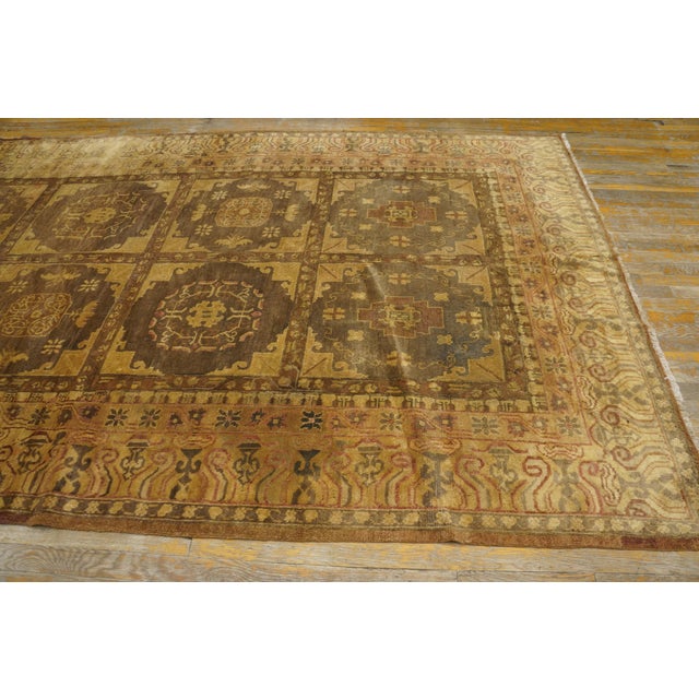 Chinese 1930s Tan Camel Geometric Grid Central Asian Chinese Khotan Rug 6'3" X 10' Knotted Wool Carpet For Sale - Image 3 of 6