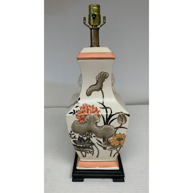This is a fabulous Chinoiserie ceramic lamp made by high-end maker, Quoizel, probably dating to the 1980s. Handpainted...