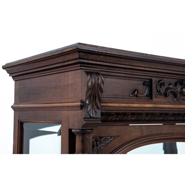 French Showcase, 1800s For Sale - Image 4 of 11