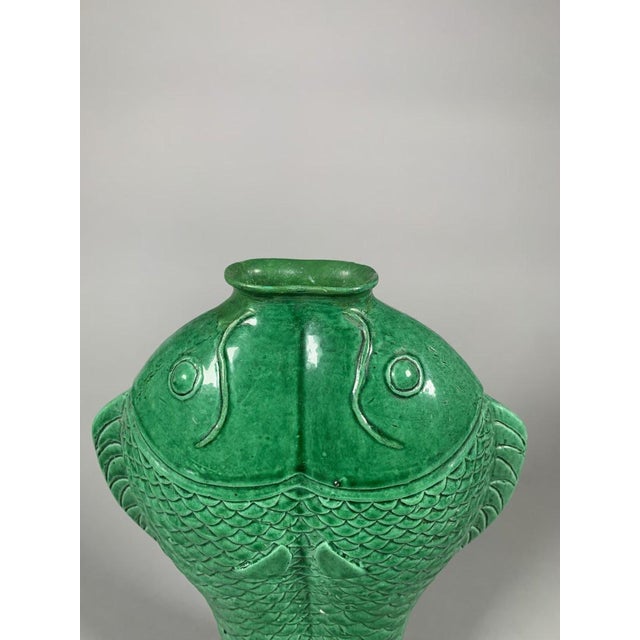 Green Monochrome Green Vase with Adjoining Carp, Kangxi period (1662-1722) For Sale - Image 8 of 9