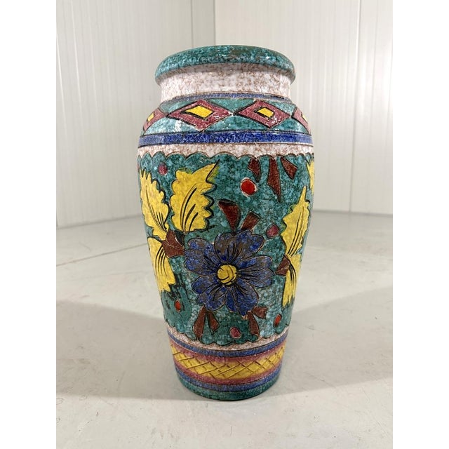 Colourful large ceramic vase, floor vase, Italy. Flower pattern in bright colours. 1960’s. In very good condition.