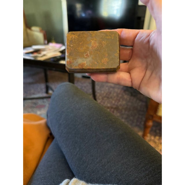 19th Century A Gold Mounted Moss Agate Snuff Box For Sale In Boston - Image 6 of 12