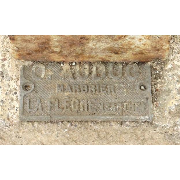 Late 19th Century French Neoclassical Cast Iron Stanchions - (Set of 4 With Chain) For Sale - Image 4 of 4