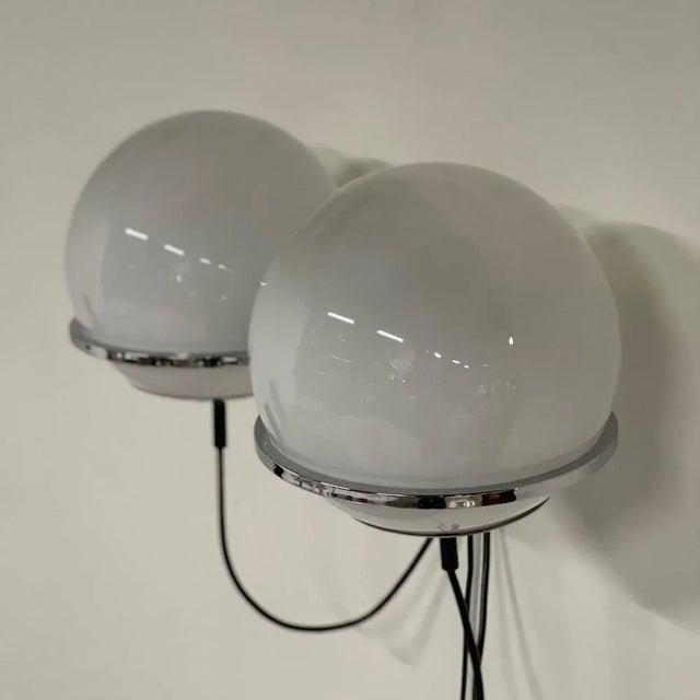 Glass Tolkien ‘Lord of the Rings’ Wall Lamp with Two Morning Mist Glass Balloons by Raak, 1970s For Sale - Image 7 of 16