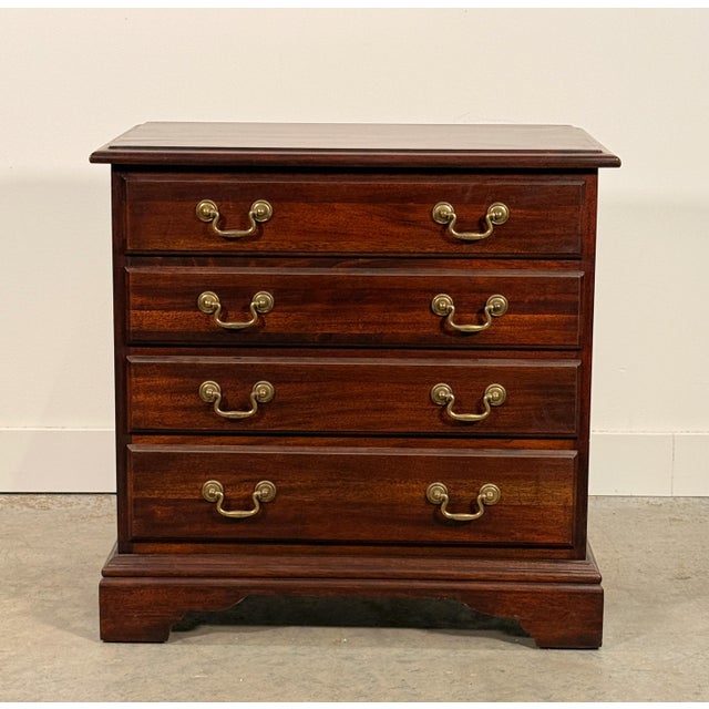 This compact mahogany chest is well-made and well-proportioned, with four drawers, original brass bail pull hardware,...