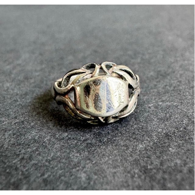 Vintage Signet Ring Sterling Silver Isreal Dainty Pinky Ring Size 4.75 - 5 For Sale - Image 10 of 10