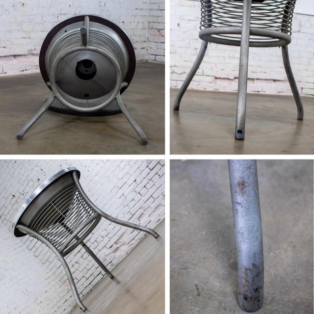 20th Century Streamline & Art Moderne End or Side Table W/ Steel Frame & Round Cobalt Blue Mirror Top For Sale - Image 16 of 18